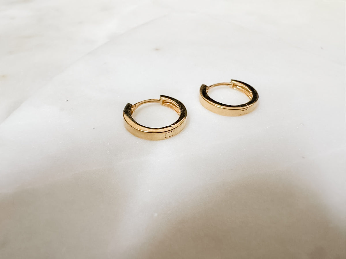 Classic Huggies | 9kt Yellow Gold