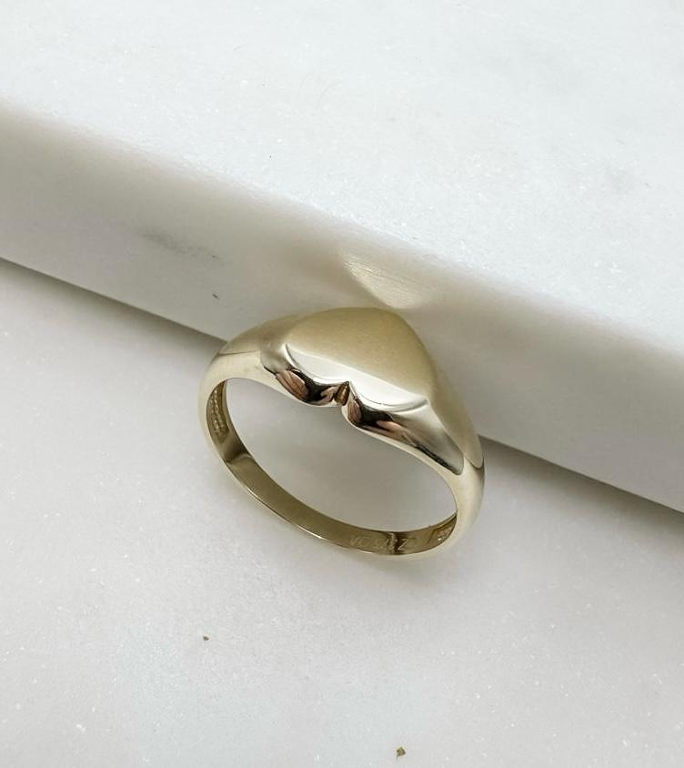Gold Signet Ring