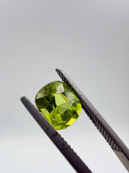 Cushion Cut Peridot 2.37ct