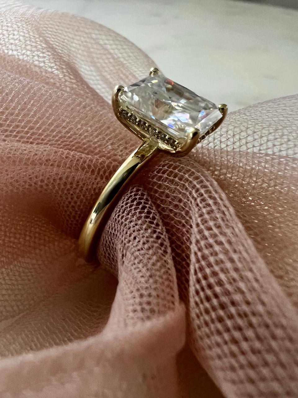 Radiant with hidden halo