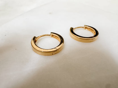 Classic Huggies | 9kt Yellow Gold