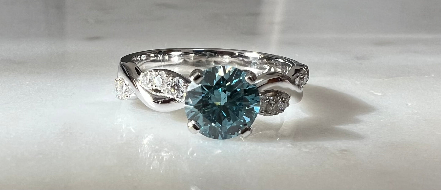 Holly Ring