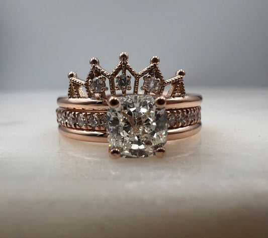 Queen Ring