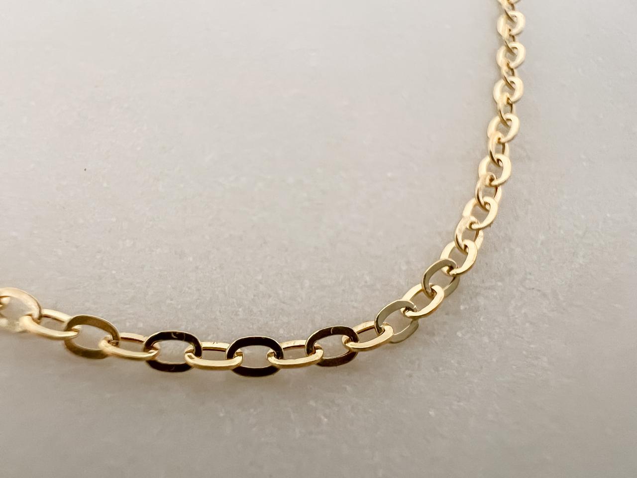 Yellow Gold Hollow Link Chain