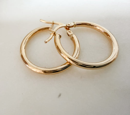 Medium Gold Hoops