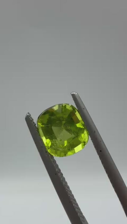 Cushion Cut Peridot 2.37ct